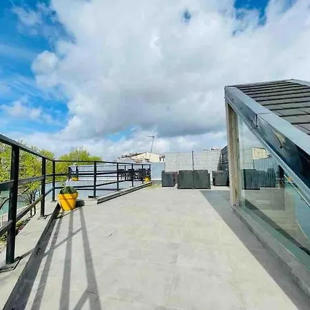 Contemporary House Stadium Of France Villa *