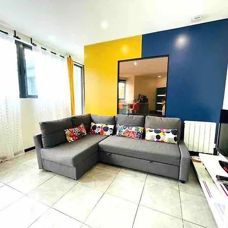 Villa Contemporary House Stadium Of France *